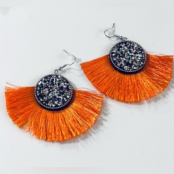 $15 Chunky Glitter Tassel Earrings / Multiple Colors to Choose from - Picture 4 of 6